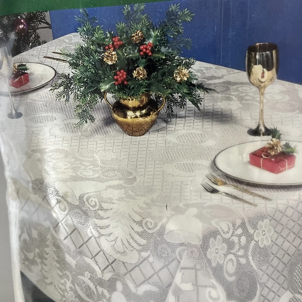Christmas Bells Holiday Lace Tablecloth 52